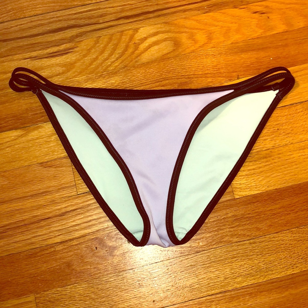 Victoria Secrets Bikini Bottom - Picture 4 of 7